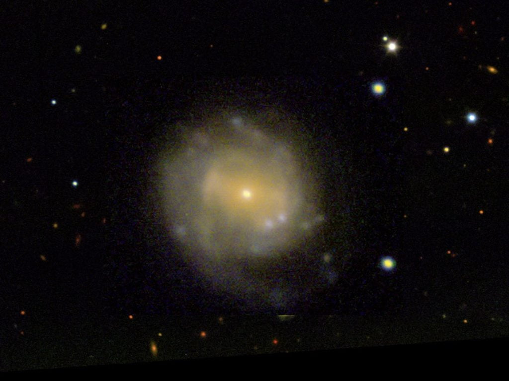 Bir karadeliğin veya nötron yıldızının ilk defa görüntülenen doğuşu
