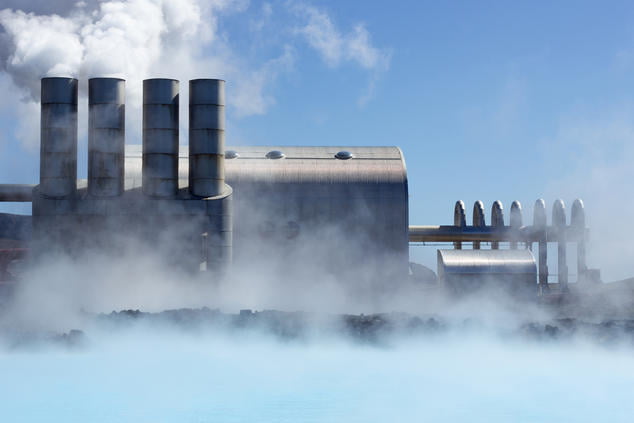 Jeotermal enerji santrali görseli 
