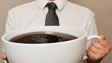 Aşırı Kafein Tüketmenin 9 Yan Etkisi
