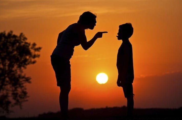 Bu 14 Şeyden Muzdaripseniz Narsistler Tarafından Yetiştirilmiş Olabilirsiniz