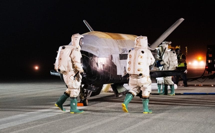 ABD Gizemli X-37B Uzay Uçağı Hakkında İlk Defa Açıklama Yaptı
