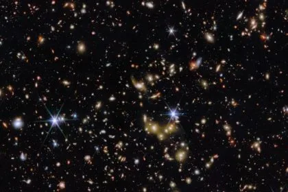 Evrendeki Her Işık Noktası Koca Bir Galaksi: JWST’nin Muhteşem Görüntüsü
