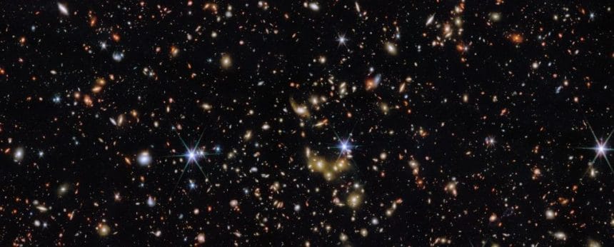 Evrendeki Her Işık Noktası Koca Bir Galaksi: JWST’nin Muhteşem Görüntüsü