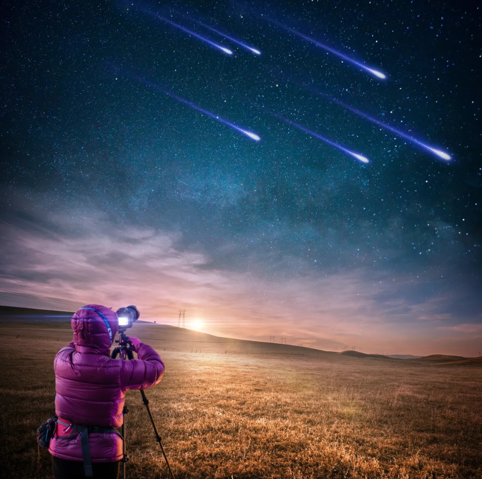 Meteor Yağmuru Bu Gece Başlıyor! Türkiye'de Nereden İzlenir?