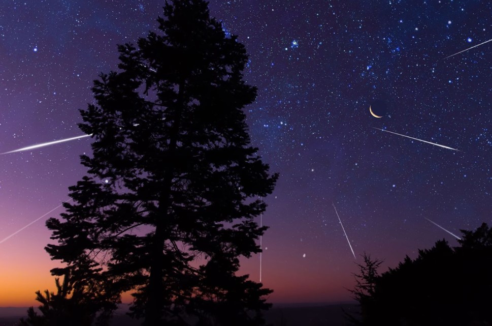 Meteor Yağmuru Bu Gece Başlıyor! Türkiye'de Nereden İzlenir?