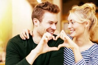 Yeni Araştırmaya Göre Erkekler Kadınlardan Daha Hızlı Aşık Oluyor