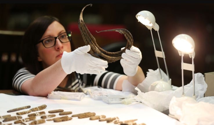 Viking Gümüş Hazinesi, İngiltere ile İslam Dünyası Arasındaki Ticaretin Derin Ağlarını Ortaya Çıkardı
