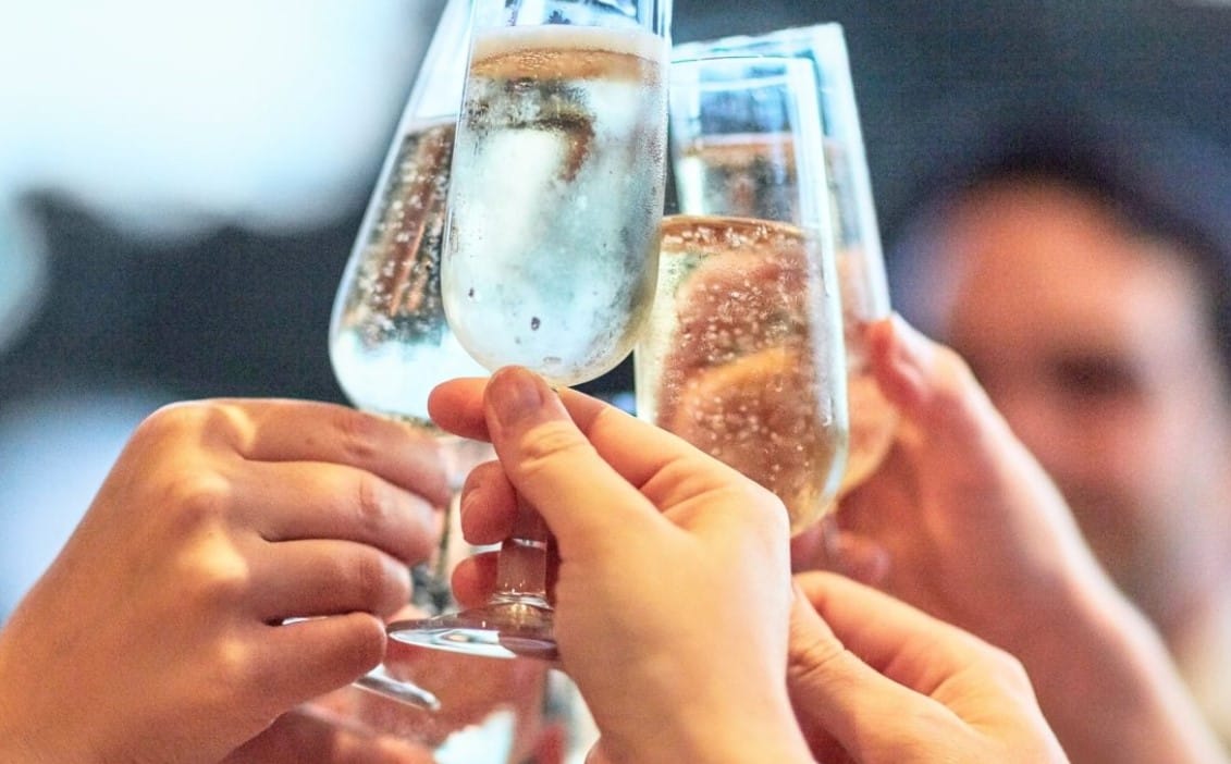 Alkol ve Kanser Riski: “Hafif İçicilik” Neden Sanıldığı Kadar Masum Değil?