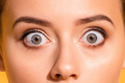 Birinin Gerçekten Dinleyip Dinlemediğini Anlamak Mümkün mü? Bilim İnsanları Göz Kırpma Sayısına Odaklandı