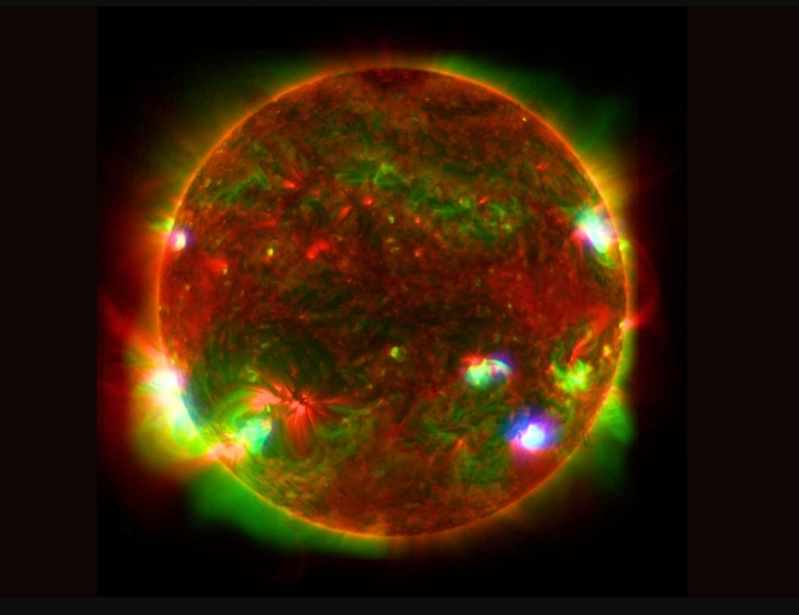 Güneş Spektrumunda Kayıp Renkler Var: Yüzyıllardır İncelenen Yıldızımız Hâlâ Neden Tüm Sırlarını Açmıyor?