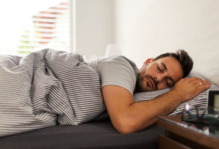 Uykunun Gücü: Gece Yeterince Uyumanın Yaşam Süresini Nasıl Uzattığını Gösteren Yeni Kanıtlar